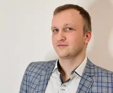 Антон Мартыненко
